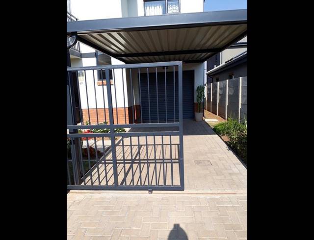 3 BEDROOM HOUSE FOR SALE IN LEOPARD’S REST